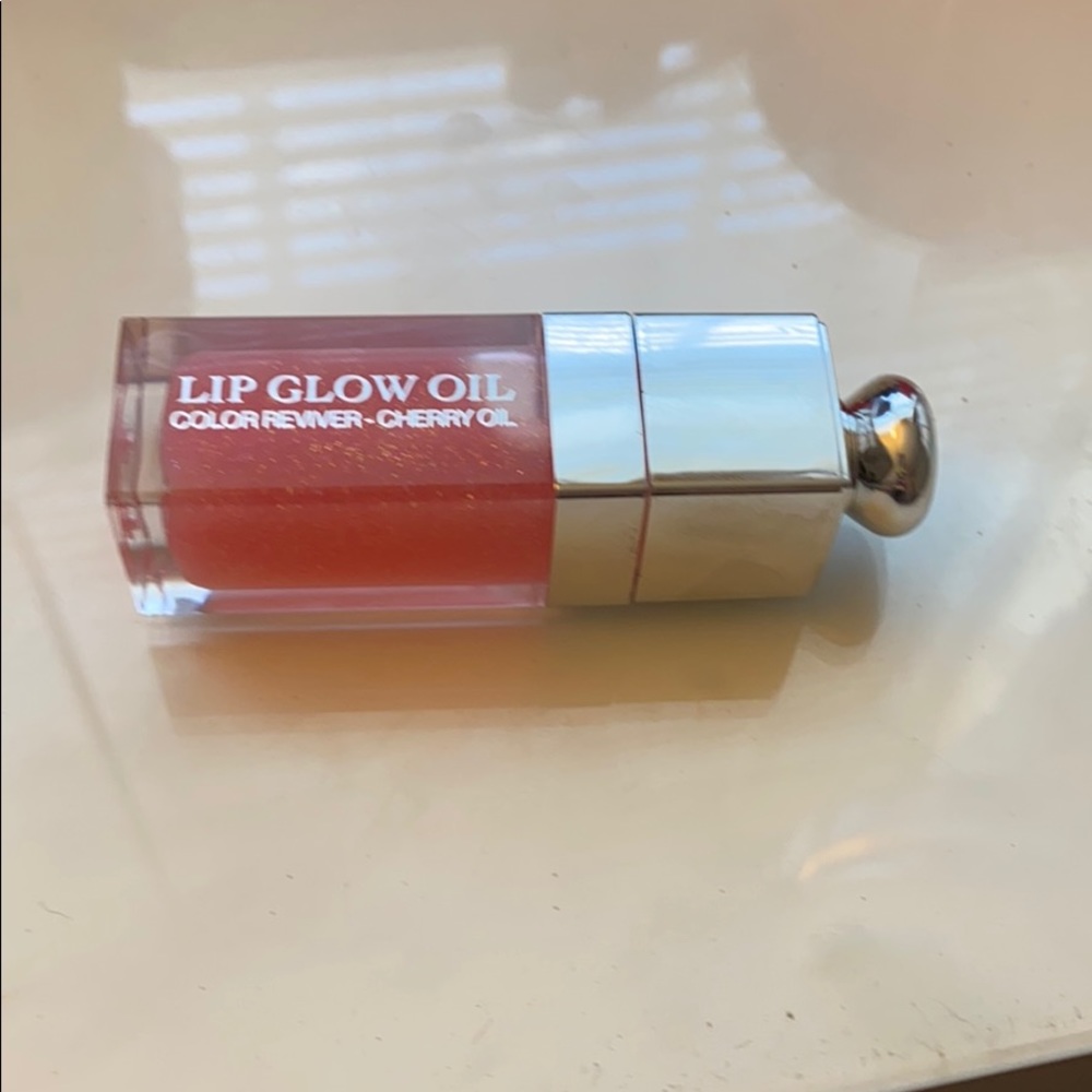 Dior lip glow oil 010 holo pink